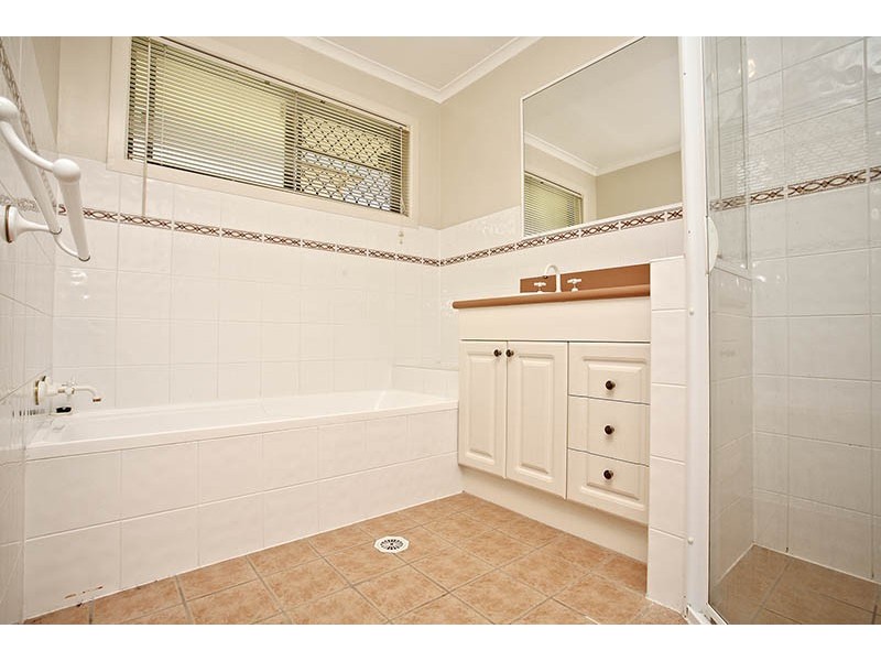 16 Archer Place, Wellington Point QLD 4160