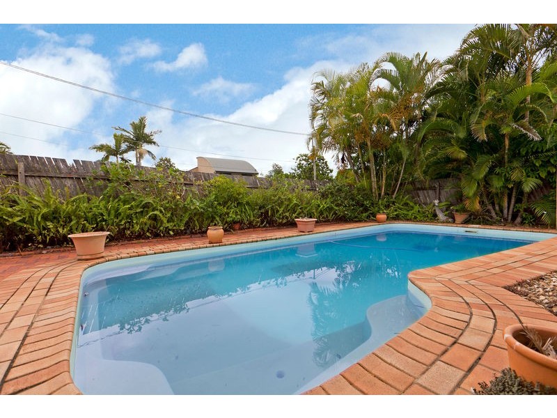 1 Mary Street, Birkdale QLD 4159