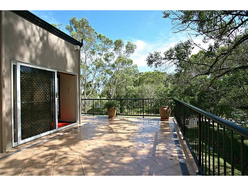 121 Scenic Rd, Redland Bay QLD 4165