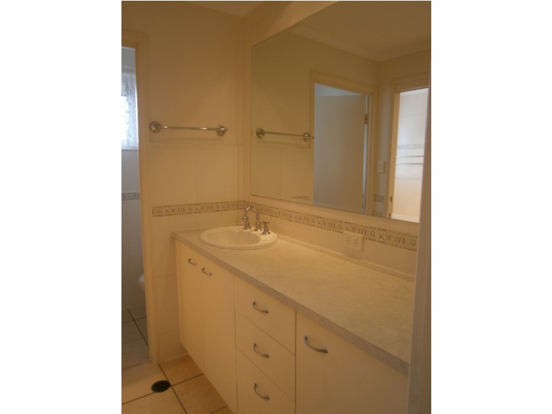 4 Richard Court, Capalaba QLD 4157