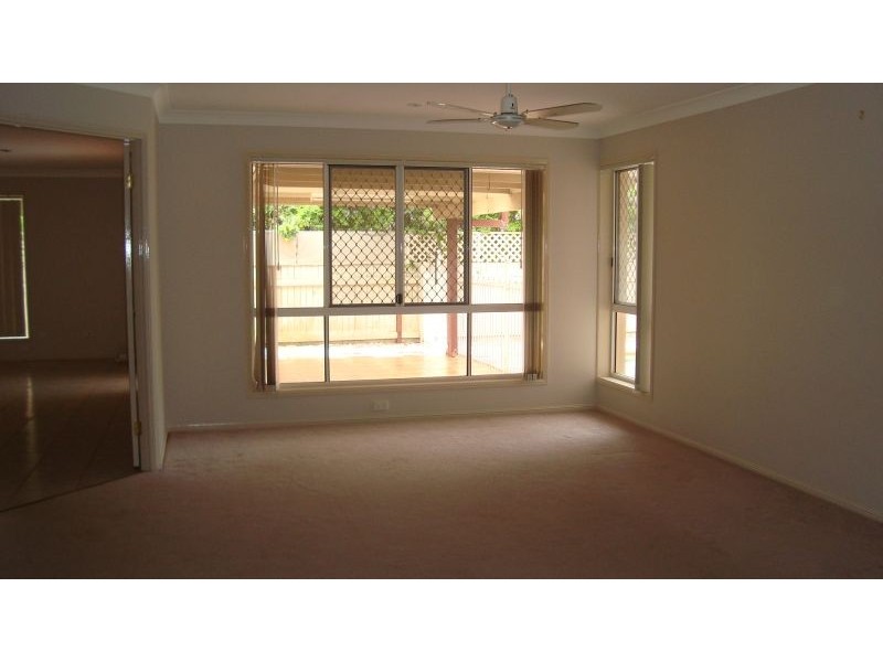 11  Viewfield Street, Redland Bay QLD 4165