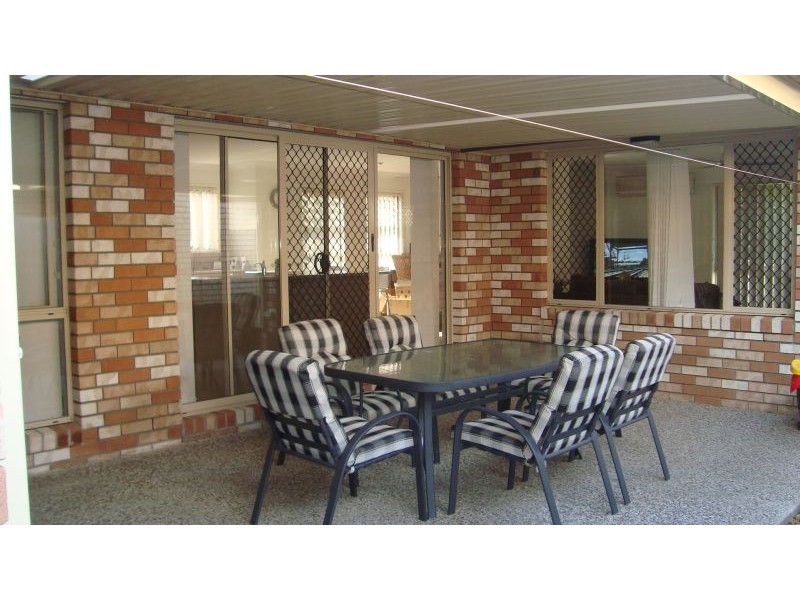 7 Indigo Street, Redland Bay QLD 4165