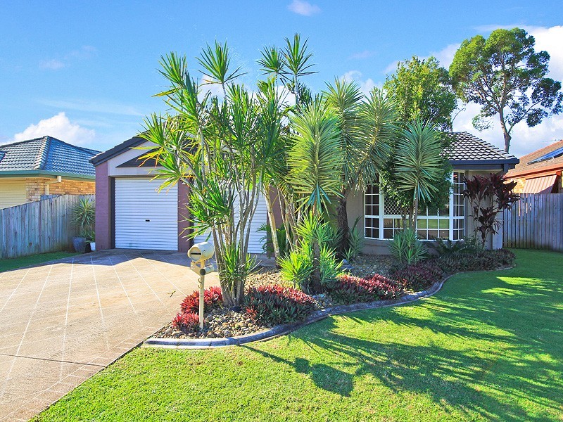 11 Achterberg Place, Victoria Point QLD 4165