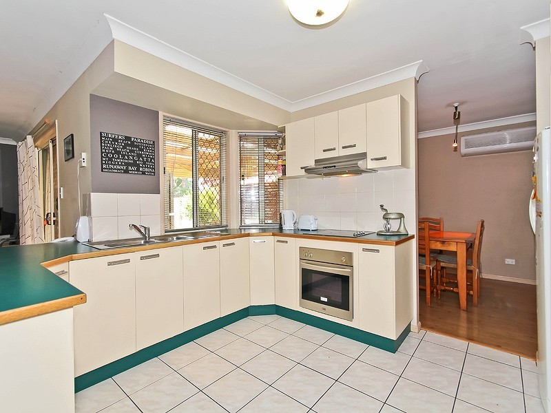 11 Achterberg Place, Victoria Point QLD 4165