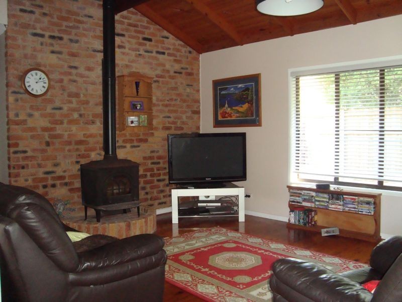 146 Passage Street, Cleveland QLD 4163