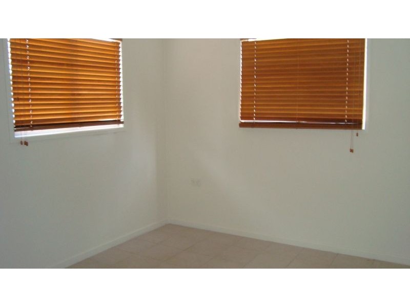 16 Holland Crescent, Capalaba QLD 4157