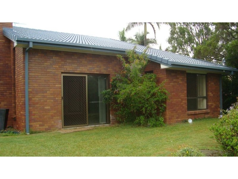 2  Owl Street, Birkdale QLD 4159