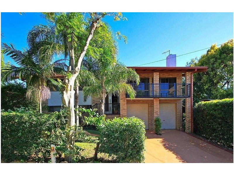 4 Ernest Street, Birkdale QLD 4159