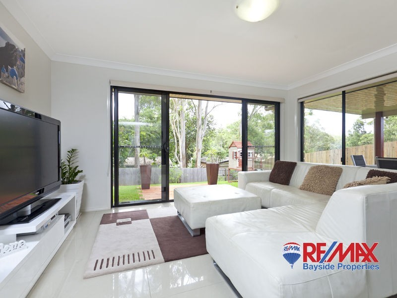 26 Pentecost Pl, Redland Bay QLD 4165