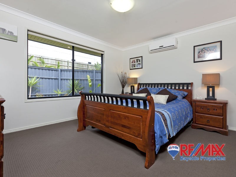 26 Pentecost Pl, Redland Bay QLD 4165