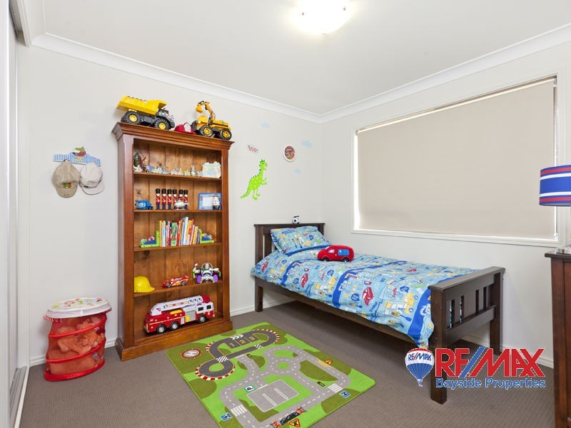 26 Pentecost Pl, Redland Bay QLD 4165