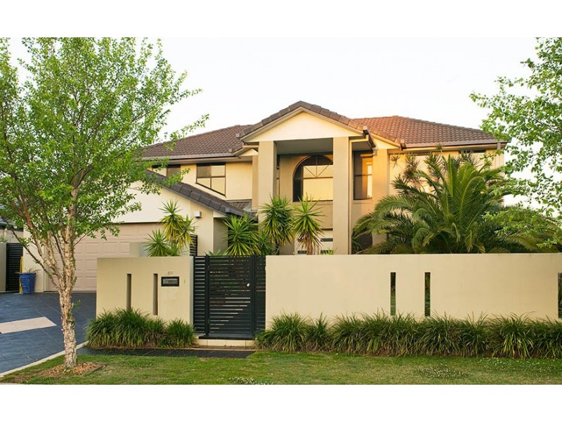 69 Allan Day Drive, Wellington Point QLD 4160