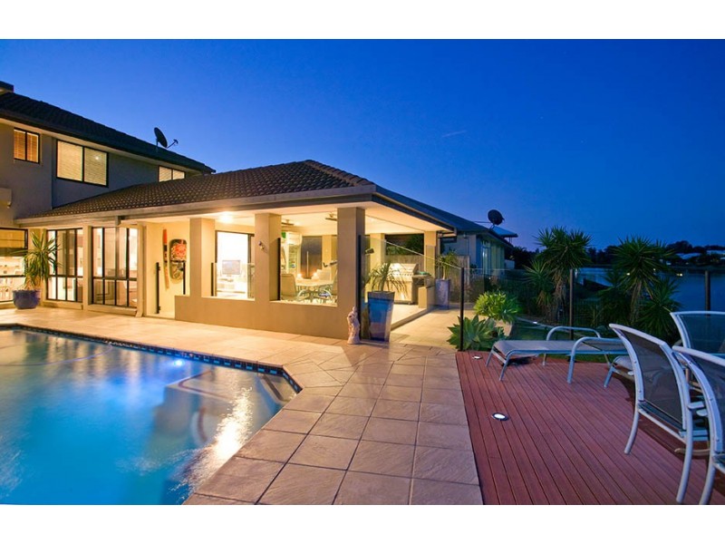 69 Allan Day Drive, Wellington Point QLD 4160