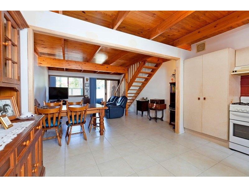 2/1 Wills Lane, Capalaba QLD 4157
