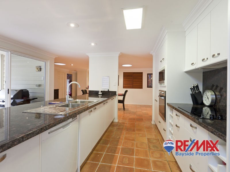 17 Zephyr Court, Birkdale QLD 4159