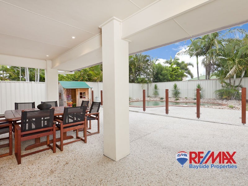 17 Zephyr Court, Birkdale QLD 4159