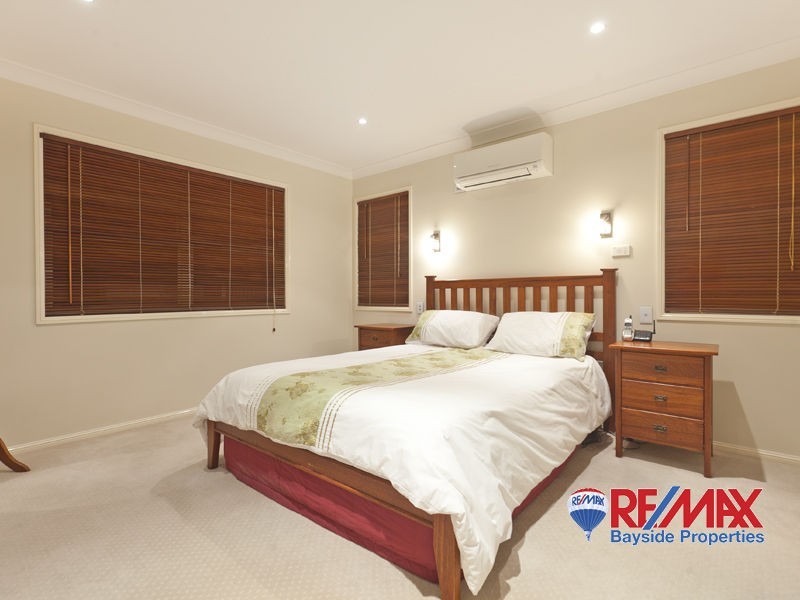 9 Swordfish Ct, Birkdale QLD 4159