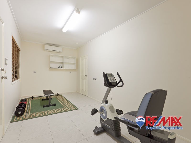 9 Swordfish Ct, Birkdale QLD 4159