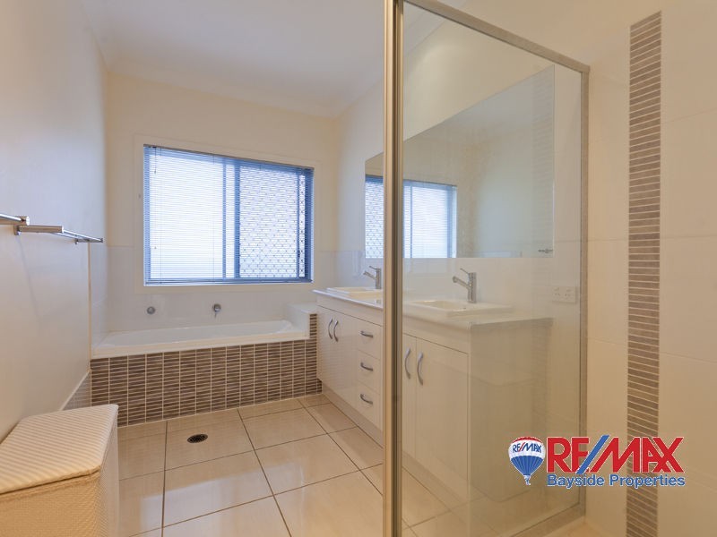 33  Cimmaron Cct, Thornlands QLD 4164