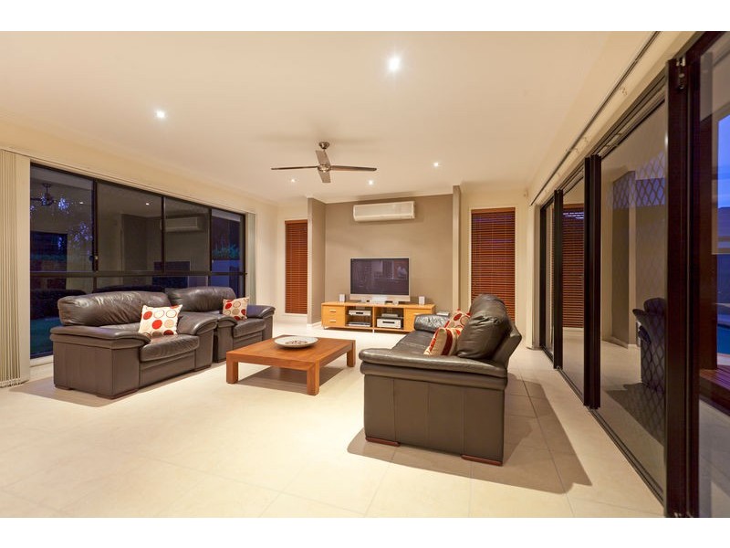 78 Allan Day Drive, Wellington Point QLD 4160