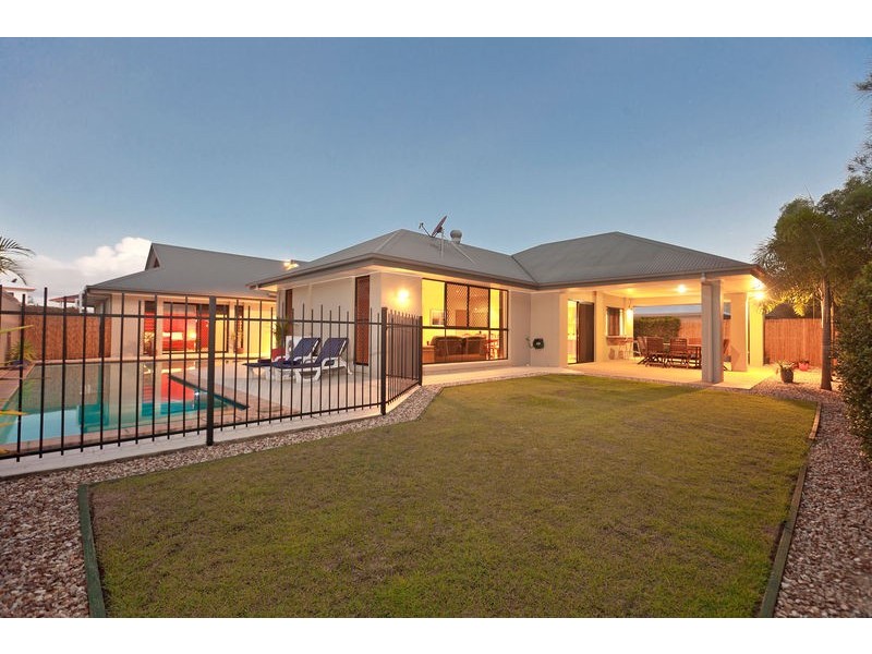 78 Allan Day Drive, Wellington Point QLD 4160