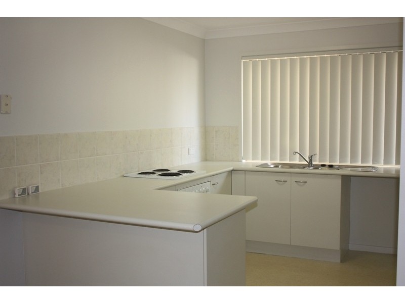 8 Myra St, Birkdale QLD 4159