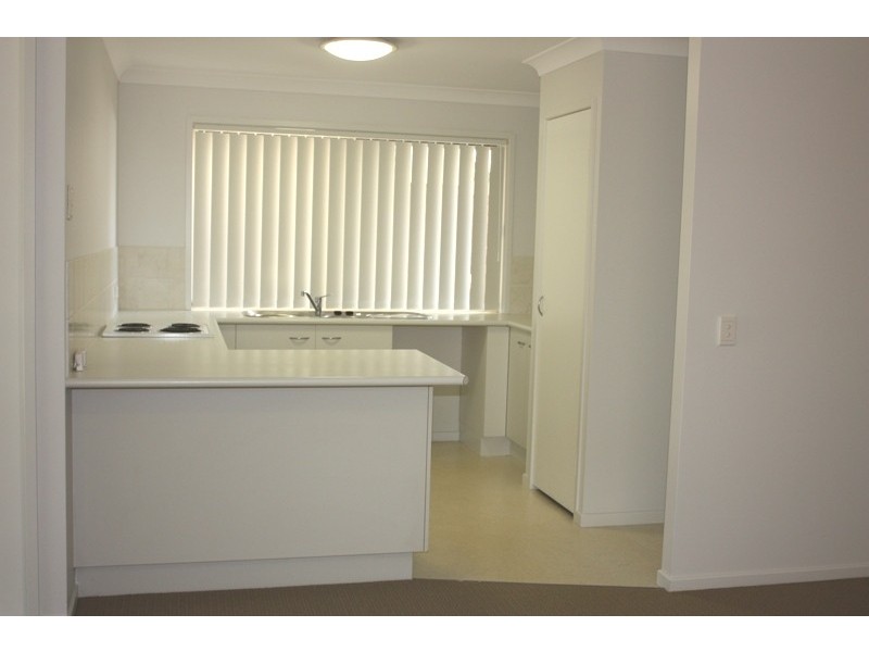 8 Myra St, Birkdale QLD 4159