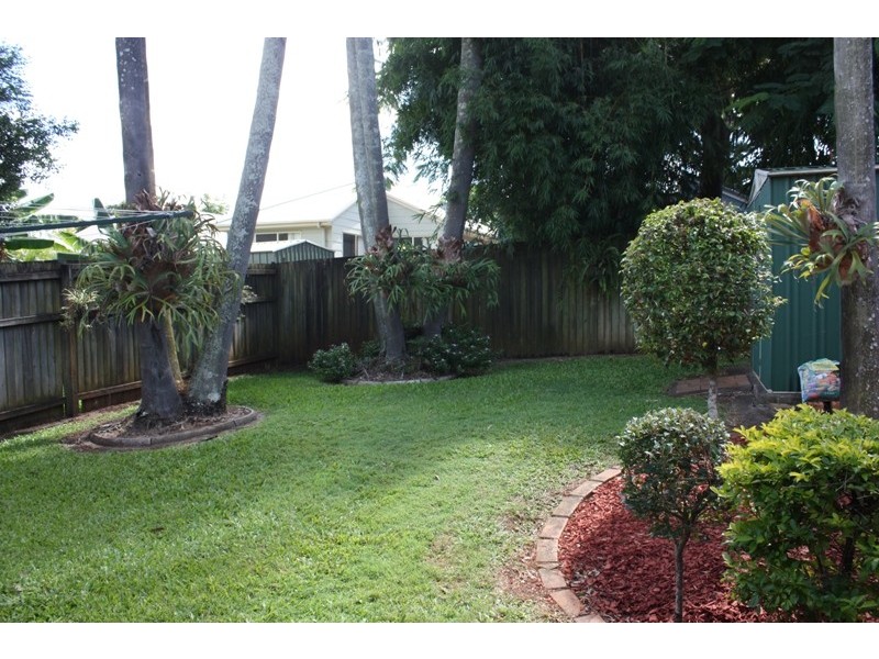 8 Myra St, Birkdale QLD 4159