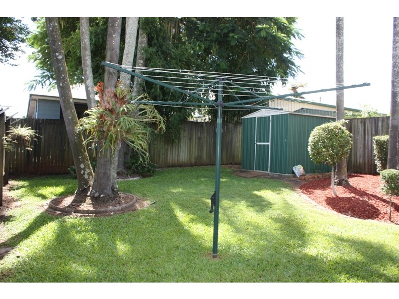 8 Myra St, Birkdale QLD 4159