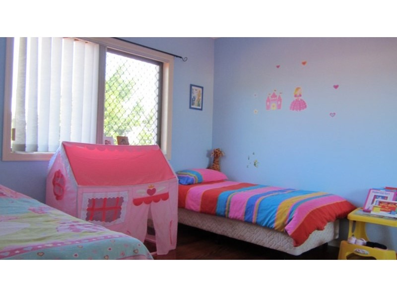 18 Christina Street, Wellington Point QLD 4160