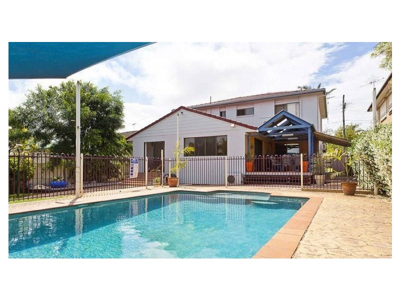 18 Christina Street, Wellington Point QLD 4160