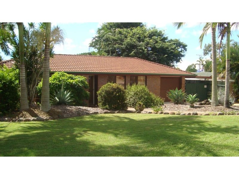 17 Andrew Street, Capalaba QLD 4157