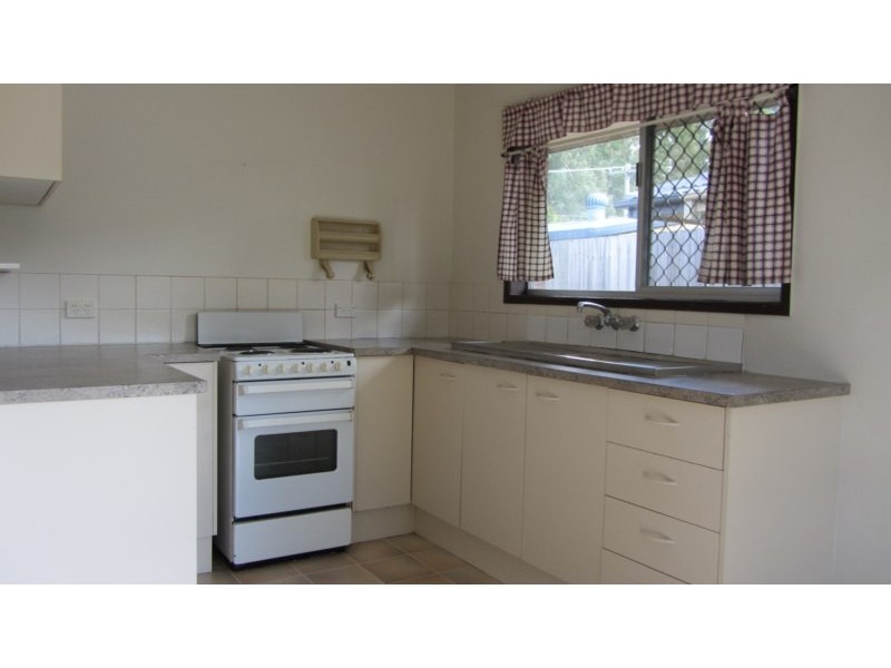 2 Helen Street, Thorneside QLD 4158