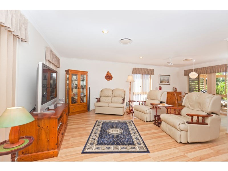 47 Agnes Street, Birkdale QLD 4159