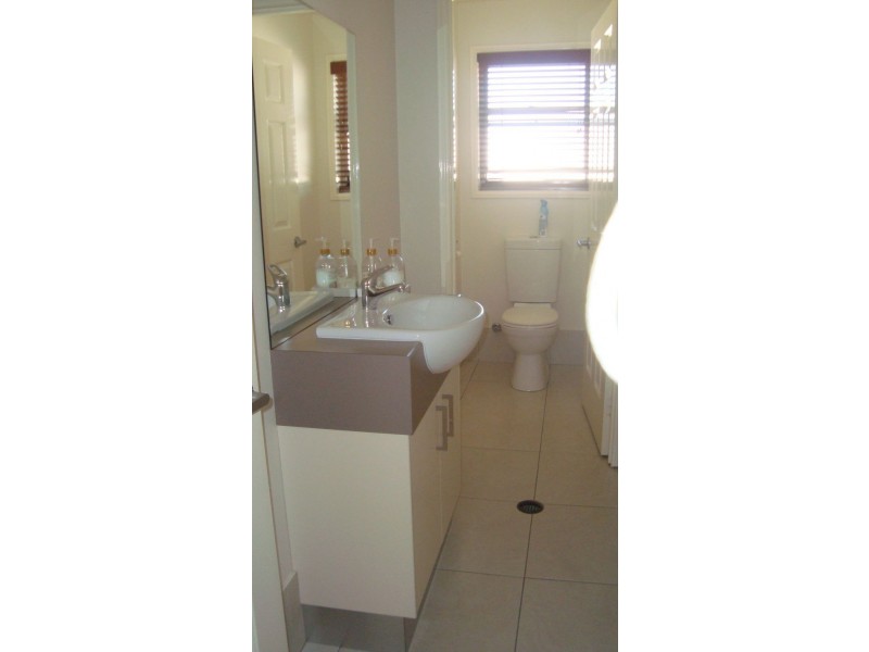 9 Swordfish Court, Birkdale QLD 4159