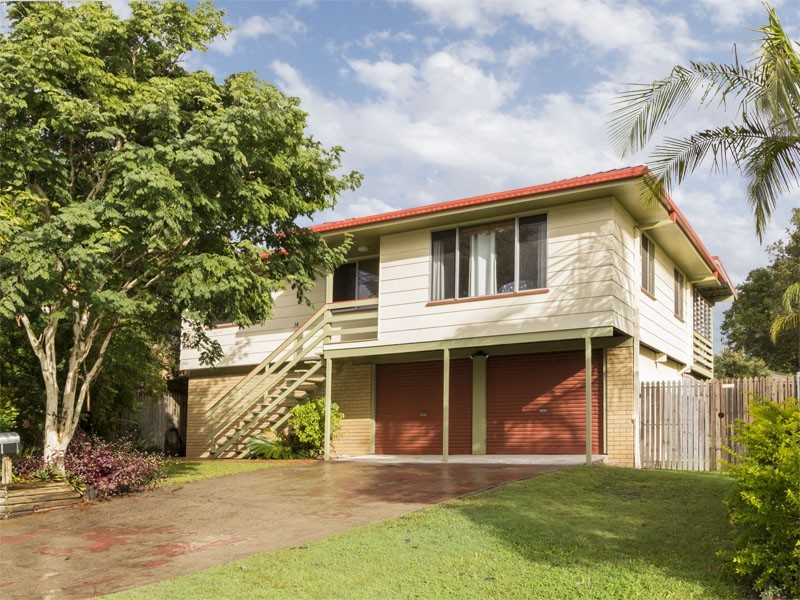 14 Currawong Drive, Birkdale QLD 4159