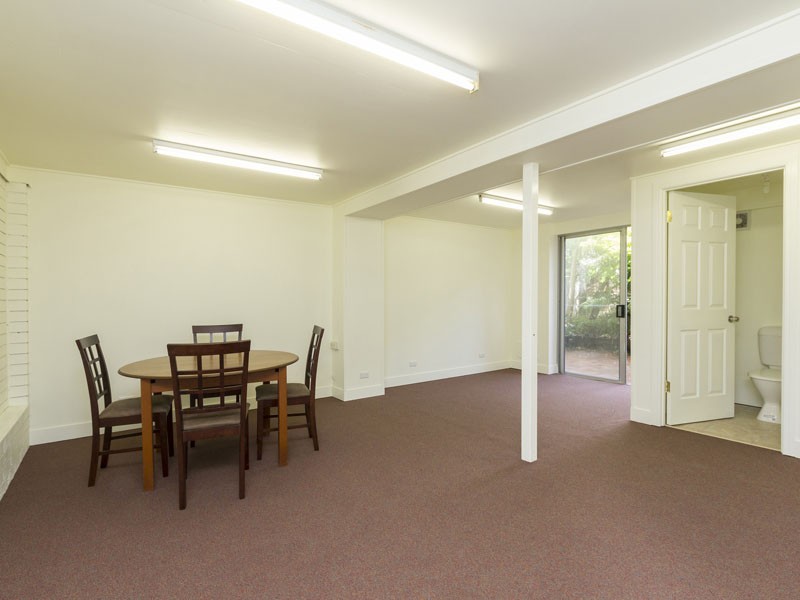 14 Currawong Drive, Birkdale QLD 4159