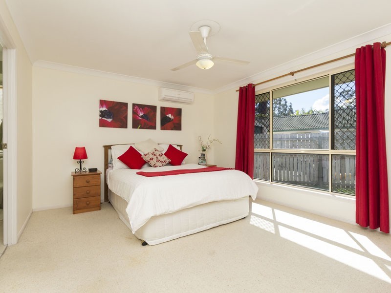 4 Comic Court, Wellington Point QLD 4160