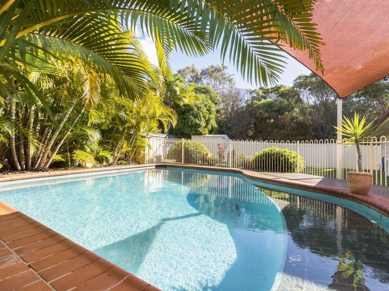 4 Comic Court, Wellington Point QLD 4160