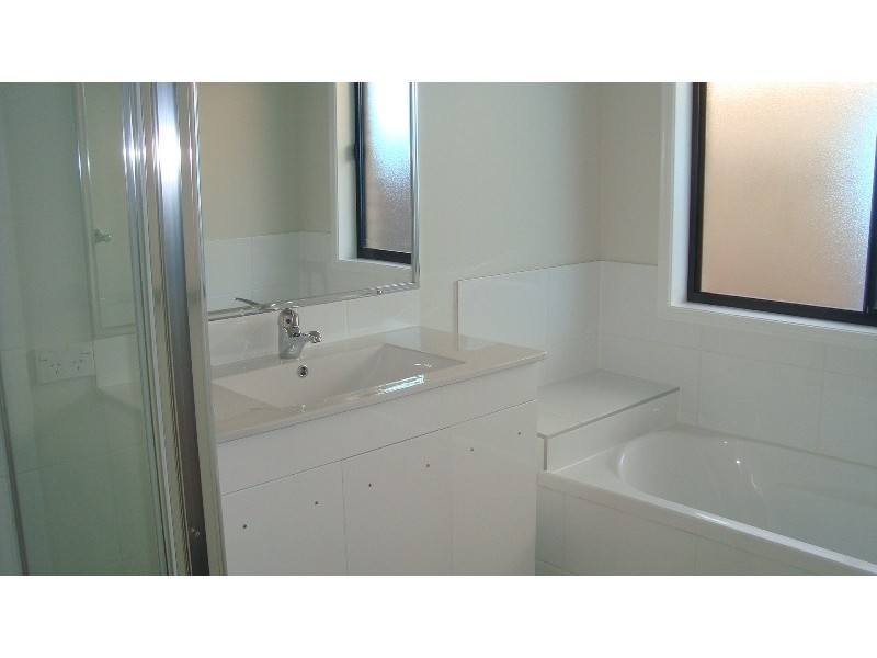 99A Link Rd, Victoria Point QLD 4165