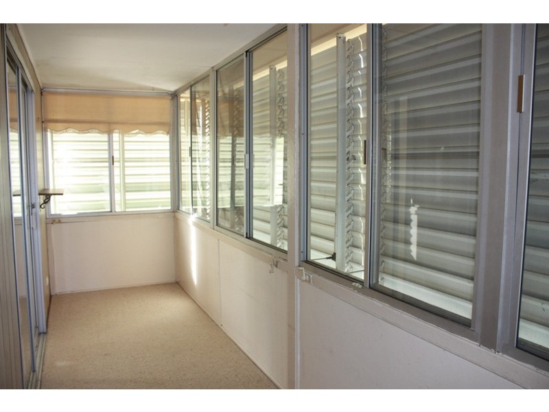 5 Lorelei St, Manly West QLD 4179