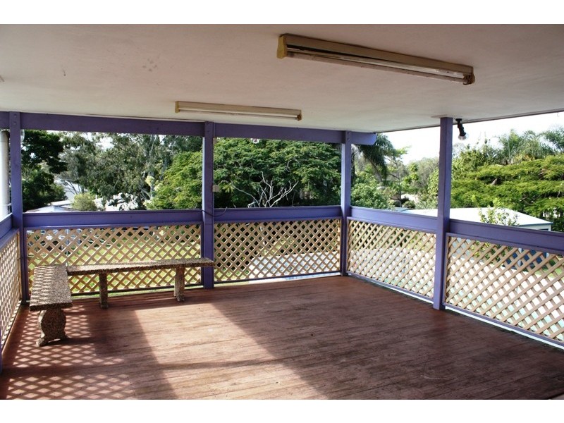 21 Charles St, Birkdale QLD 4159