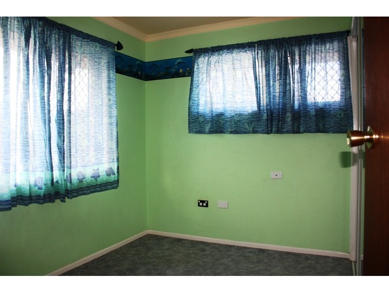 21 Charles St, Birkdale QLD 4159