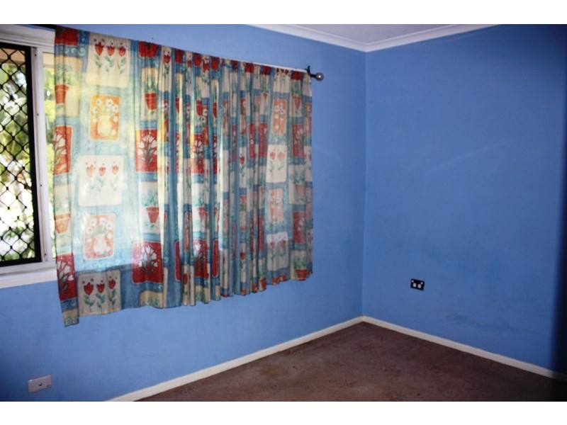 21 Charles St, Birkdale QLD 4159