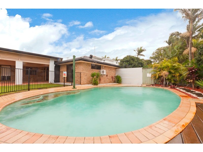 15 Pinewood Street, Capalaba QLD 4157