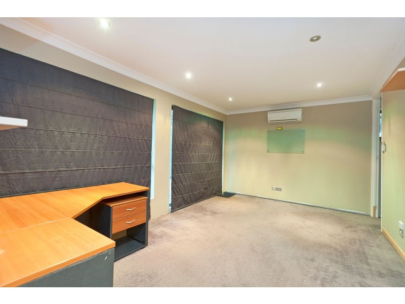 15 Pinewood Street, Capalaba QLD 4157