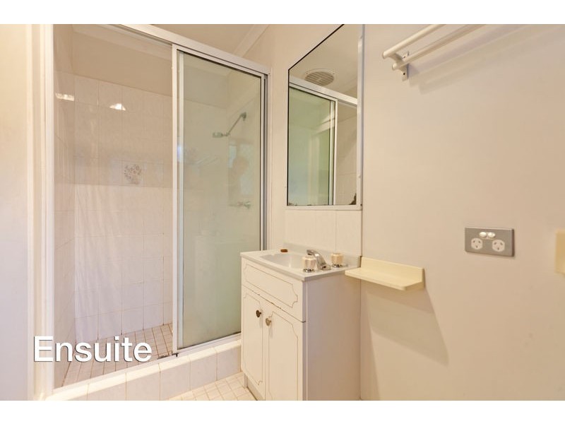 15 Pinewood Street, Capalaba QLD 4157