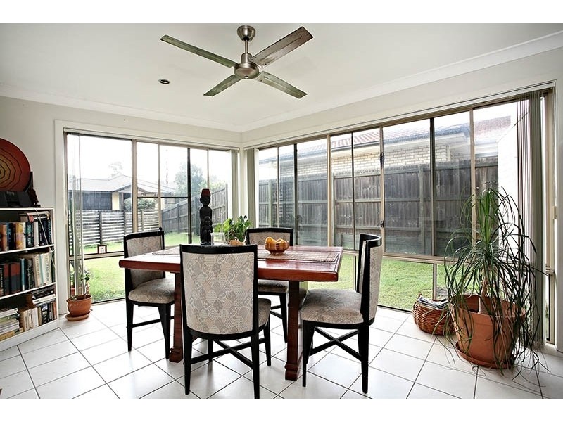 12 Serene Place, Birkdale QLD 4159