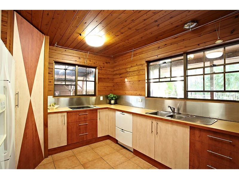 7 Dartmouth Ct, Birkdale QLD 4159