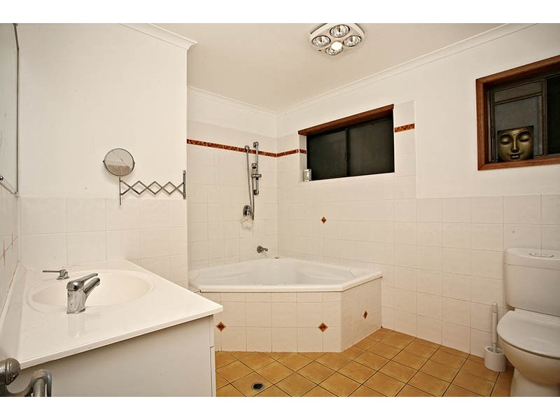 7 Dartmouth Ct, Birkdale QLD 4159